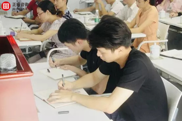 正睿商學院《贏在中層》公開課在廣州圓滿舉辦！
