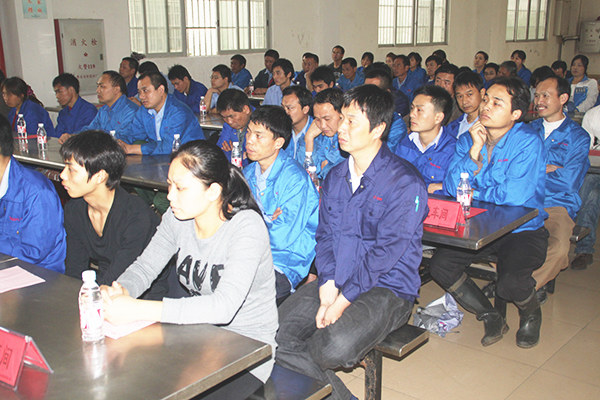2012年3月1日，潔麗管理升級動員大會召開