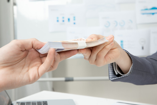 全球化下如何制定跨文化、跨區(qū)域的薪酬策略？