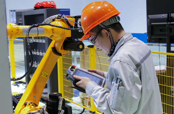 推行精益生產(chǎn)模式，提升企業(yè)運營效率與成本效益