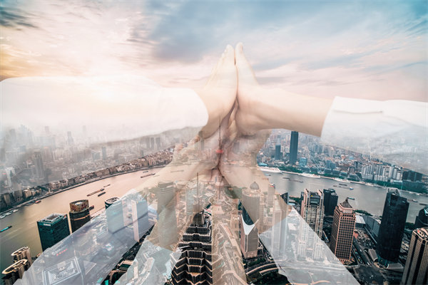如何制定符合企業(yè)戰(zhàn)略目標(biāo)的組織發(fā)展路徑？