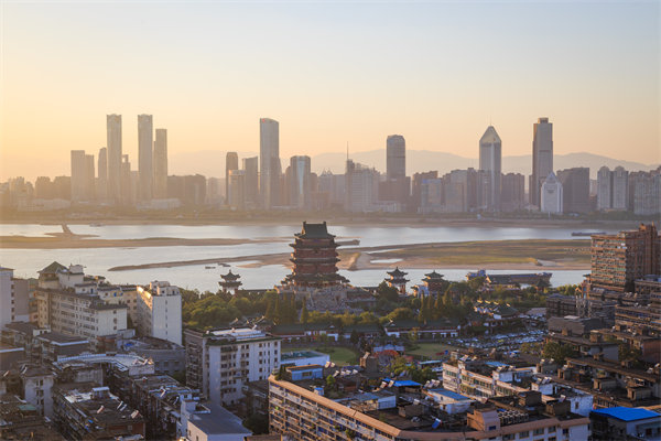 南昌本土管理咨詢公司如何打造差異化服務(wù)，贏得市場(chǎng)認(rèn)可？