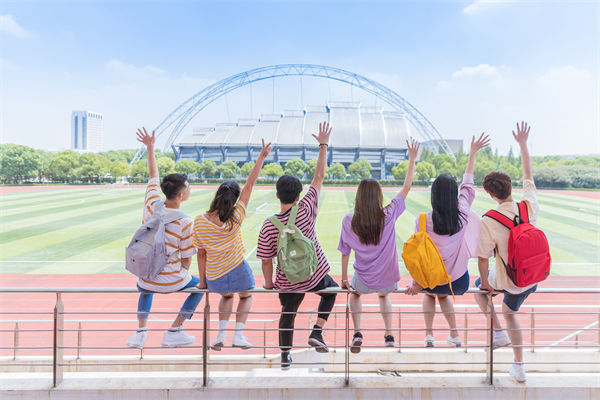 校園招聘嚴(yán)禁限定985和211高校，對制造業(yè)有哪些啟示？