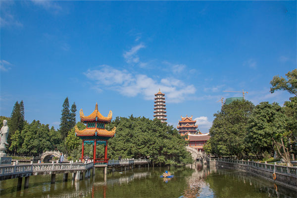 福州人力資源咨詢公司如何優(yōu)化企業(yè)人才結(jié)構(gòu)？