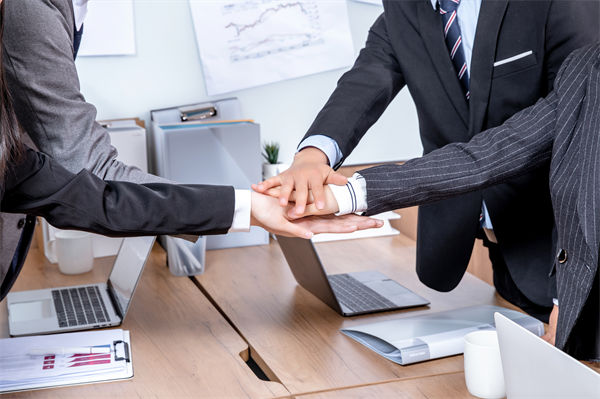 年度經(jīng)營(yíng)計(jì)劃如何與企業(yè)的長(zhǎng)期戰(zhàn)略目標(biāo)相銜接？