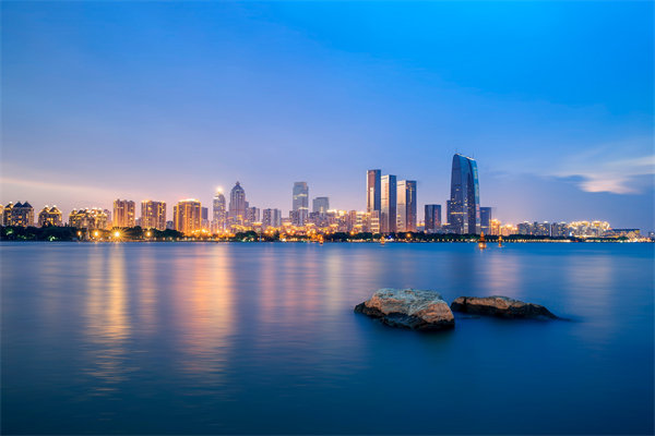 蘇州年度經(jīng)營計(jì)劃咨詢公司如何為企業(yè)定制年度藍(lán)圖？