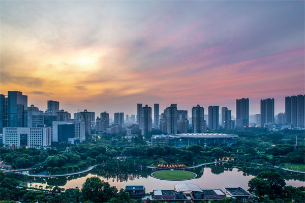 佛山預(yù)算管理咨詢公司如何助力企業(yè)實(shí)現(xiàn)預(yù)算精準(zhǔn)控制？