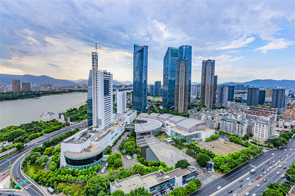 企業(yè)如何借助福州咨詢公司把握市場趨勢與機遇？