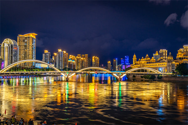 企業(yè)如何借助福州咨詢公司提升員工績效與團(tuán)隊(duì)效能？