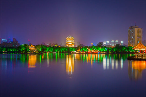 營銷轉(zhuǎn)化率低迷？濟(jì)南營銷咨詢公司如何精準(zhǔn)打通獲客變現(xiàn)鏈路？