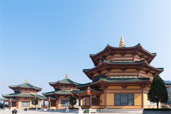 煙臺企業(yè)戰(zhàn)略模糊難落地？戰(zhàn)略咨詢公司如何精準錨定增長賽道？