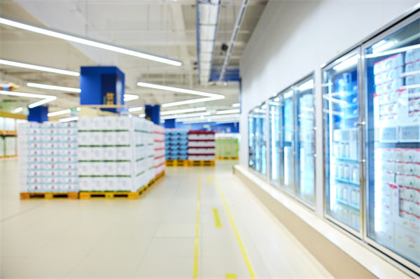 知名超市半年關了227家店，關聯(lián)企業(yè)營銷怎么看？