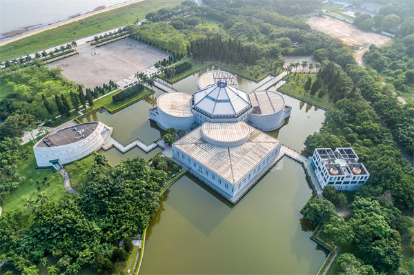 企業(yè)管理遇困想找?guī)褪?，東莞管理咨詢公司排名能指路嗎？